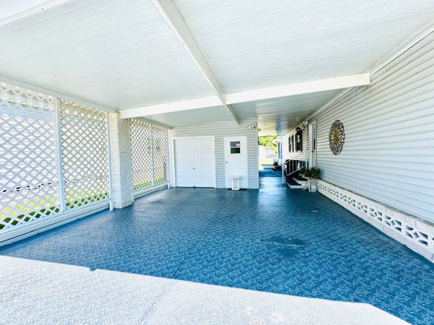 1345 Champion Drive a Lakeland, FL Mobile or Manufactured Home for Sale